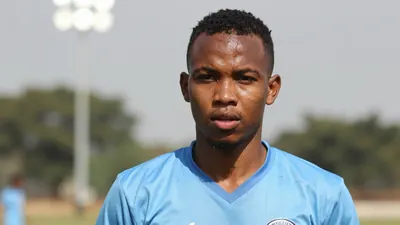 Mamelodi Sundowns defeated AmaZulu FC 5-2 at Loftus Versfeld to move level with Orlando Pirates on 10 points in the...