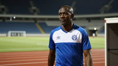 AmaZulu coach Arthur Zwane praises 23-year-old striker Thandolwenkosi Ngwenya, who has scored five goals in four games...